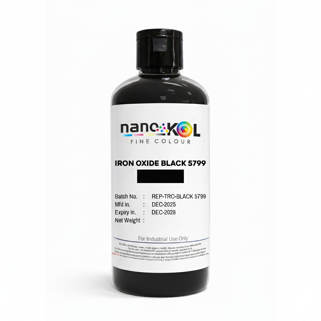 Iron Oxide Black 5799 pigment, 100 g cosmetic grade powder in packaging, shown on a white background