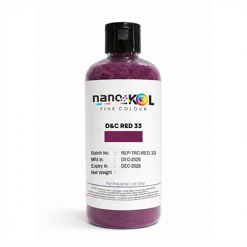 D&C Red 33 cosmetic colorant 100 g pack displayed on a white background