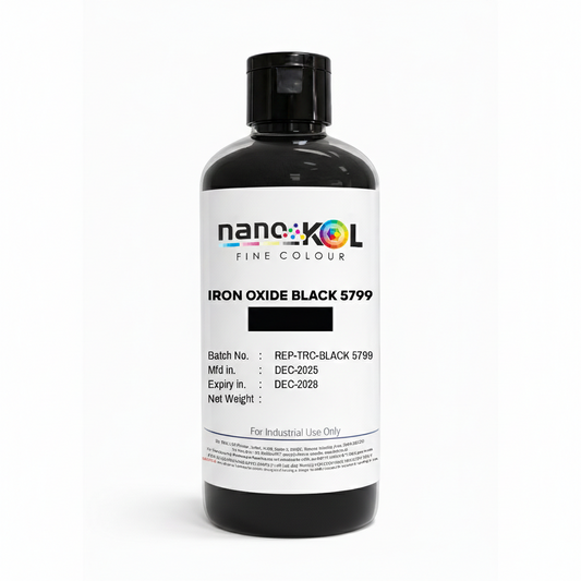 Iron Oxide Black 5799 pigment, 100 g cosmetic grade powder in packaging, shown on a white background